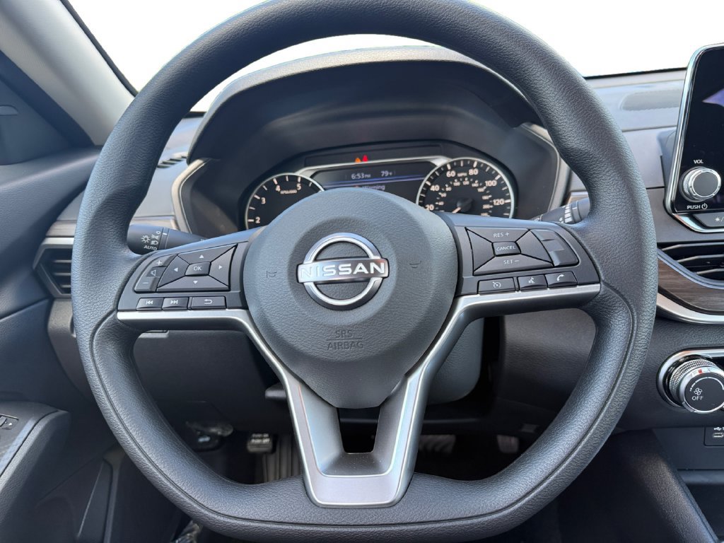 New 2026 Nissan Altima 2.5 SV FWD image 12