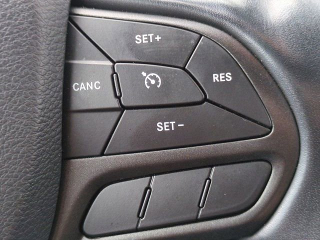 Used 2021 Jeep Cherokee Trailhawk w/ Comfort/Convenience Group AWD/4WD image 26