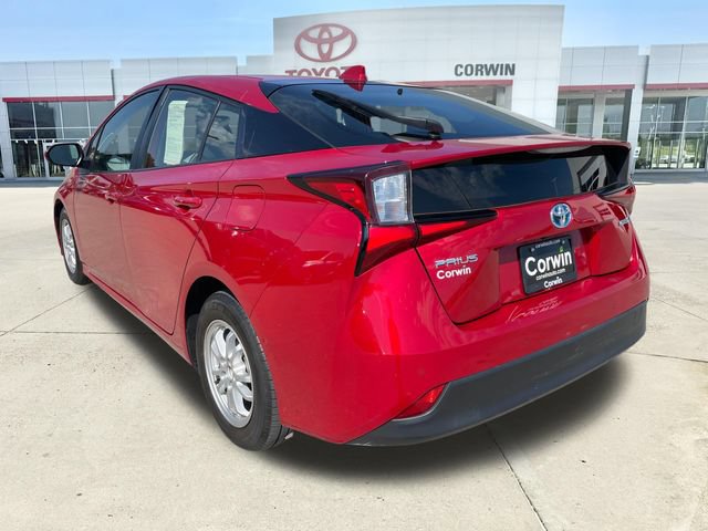 Used 2022 Toyota Prius LE FWD image 3