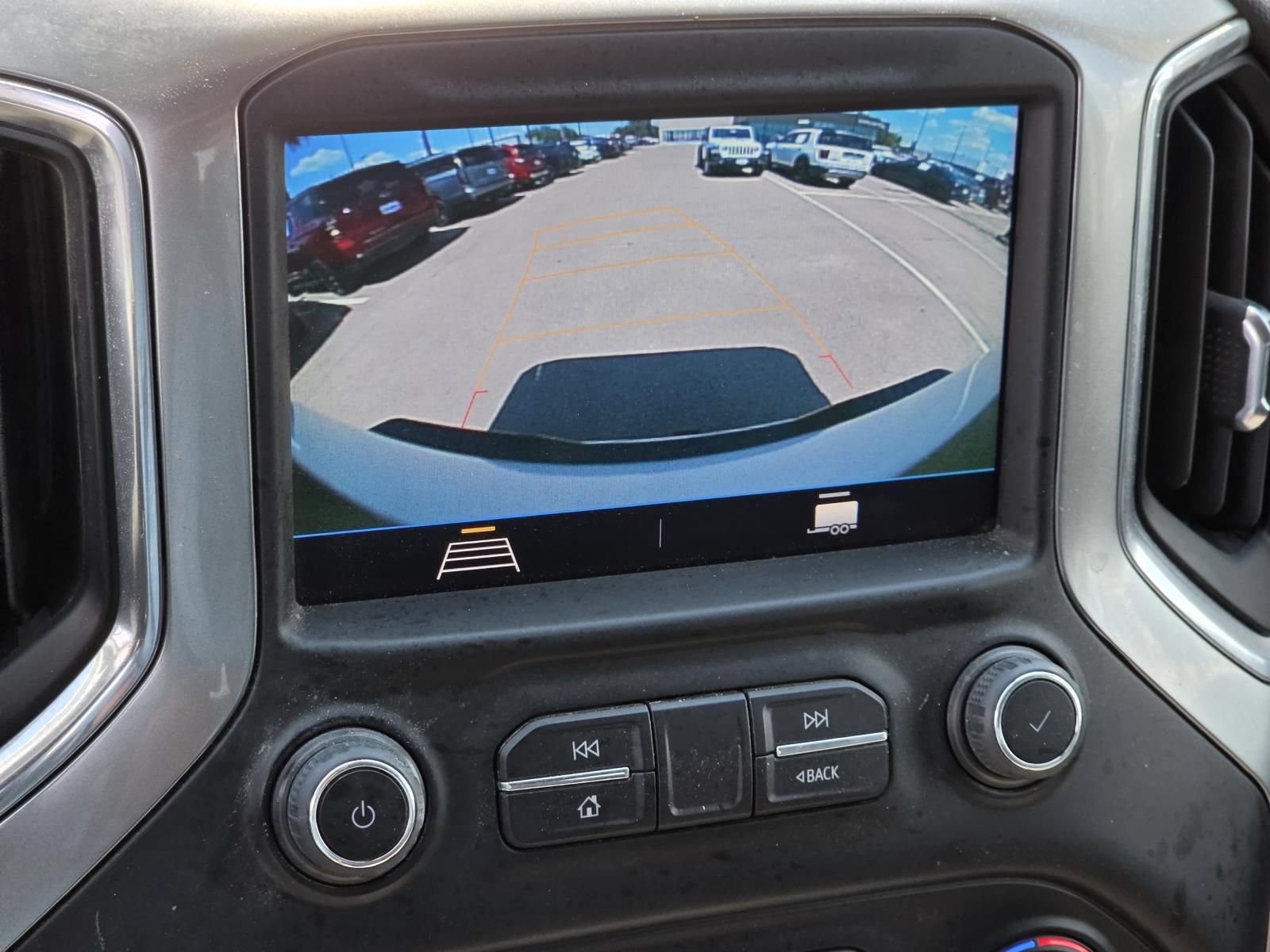 Used 2023 Chevrolet Silverado 2500 LT AWD/4WD image 22