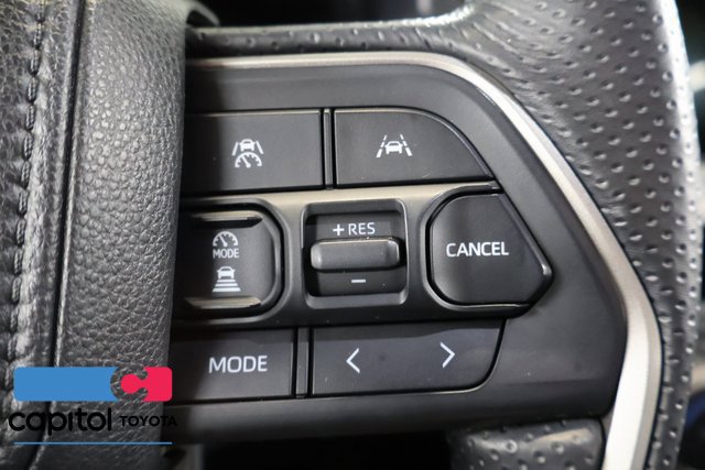Used 2025 Toyota 4Runner TRD Off-Road Premium AWD/4WD image 18