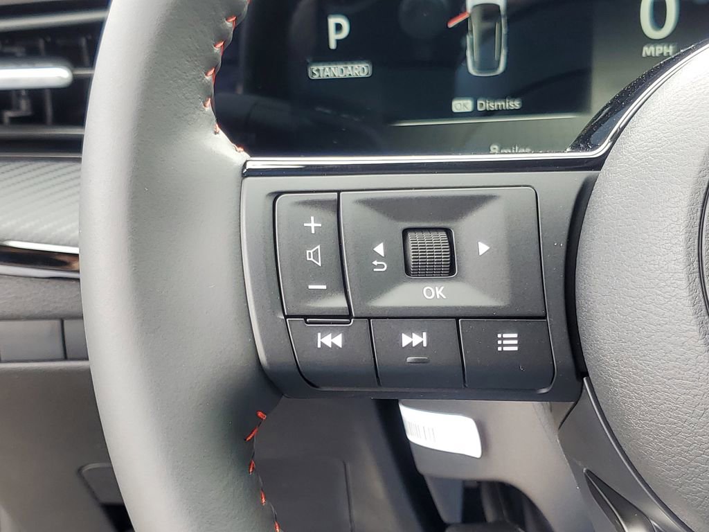New 2025 Nissan Kicks SR image 17