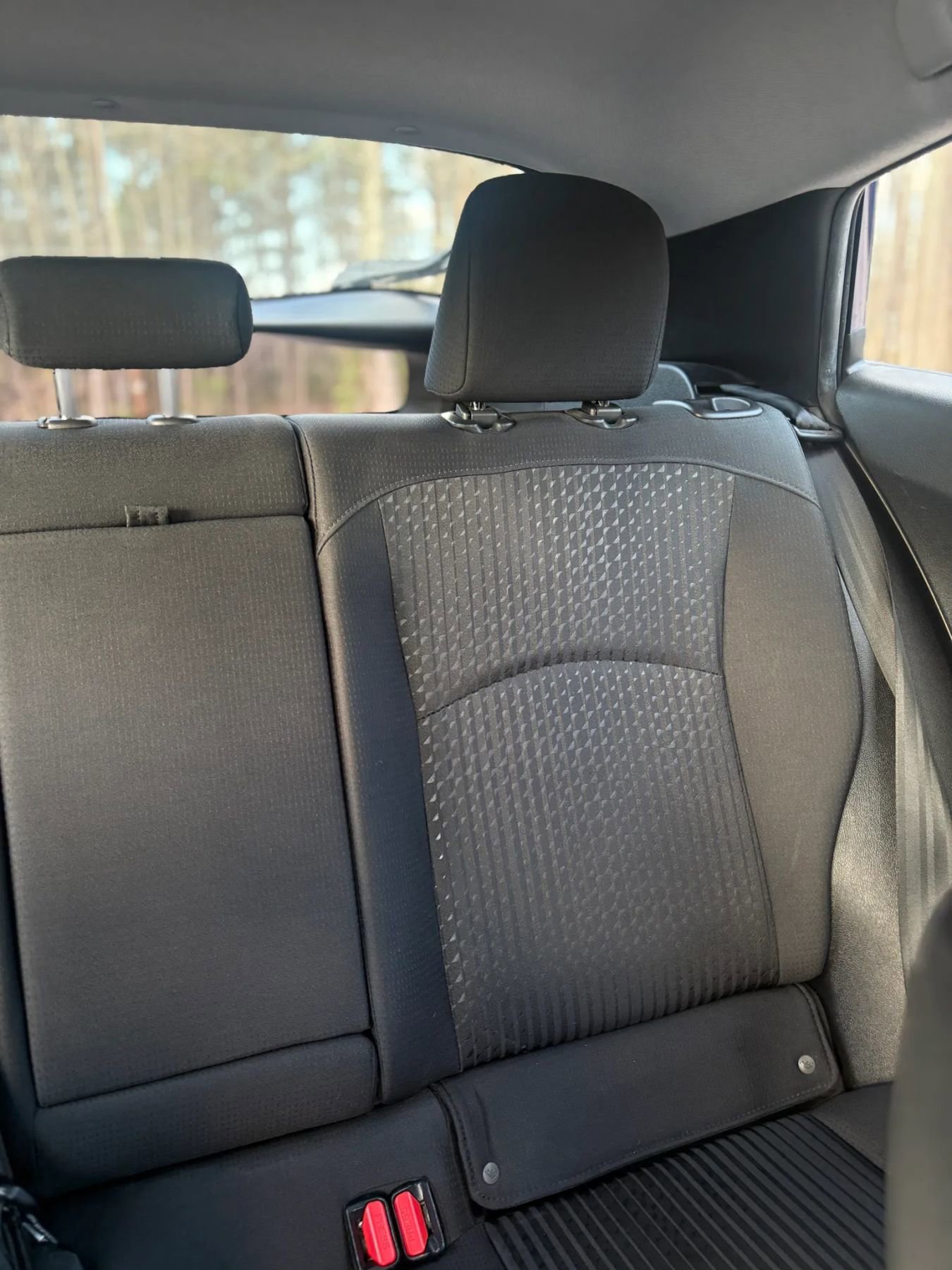 Used 2018 Toyota Prius Three FWD image 40