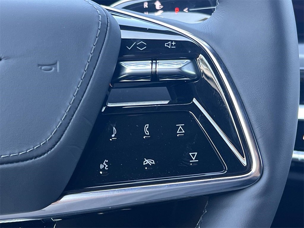New 2026 Cadillac Lyriq V image 14