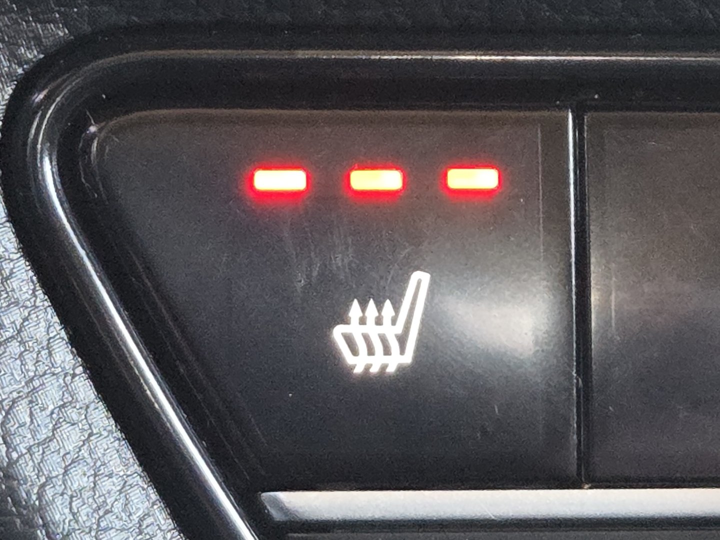 Used 2024 Honda HR-V EX-L image 5