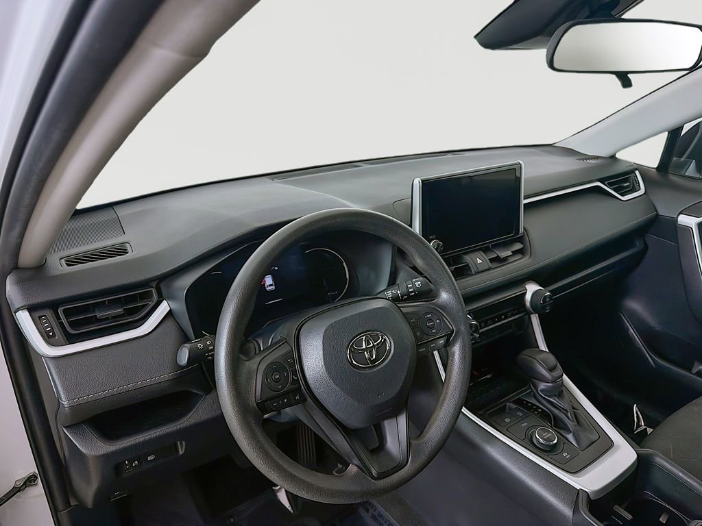 Used 2023 Toyota RAV4 AWD Hybrid image 16