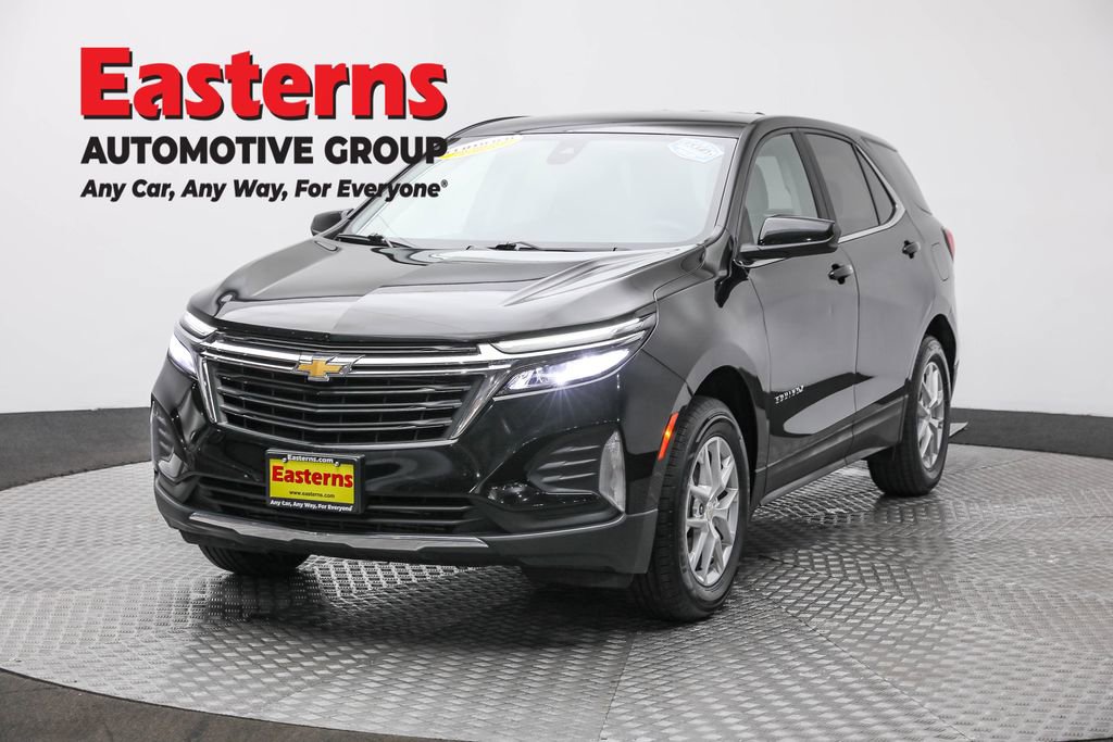 Used 2023 Chevrolet Equinox LT image 1