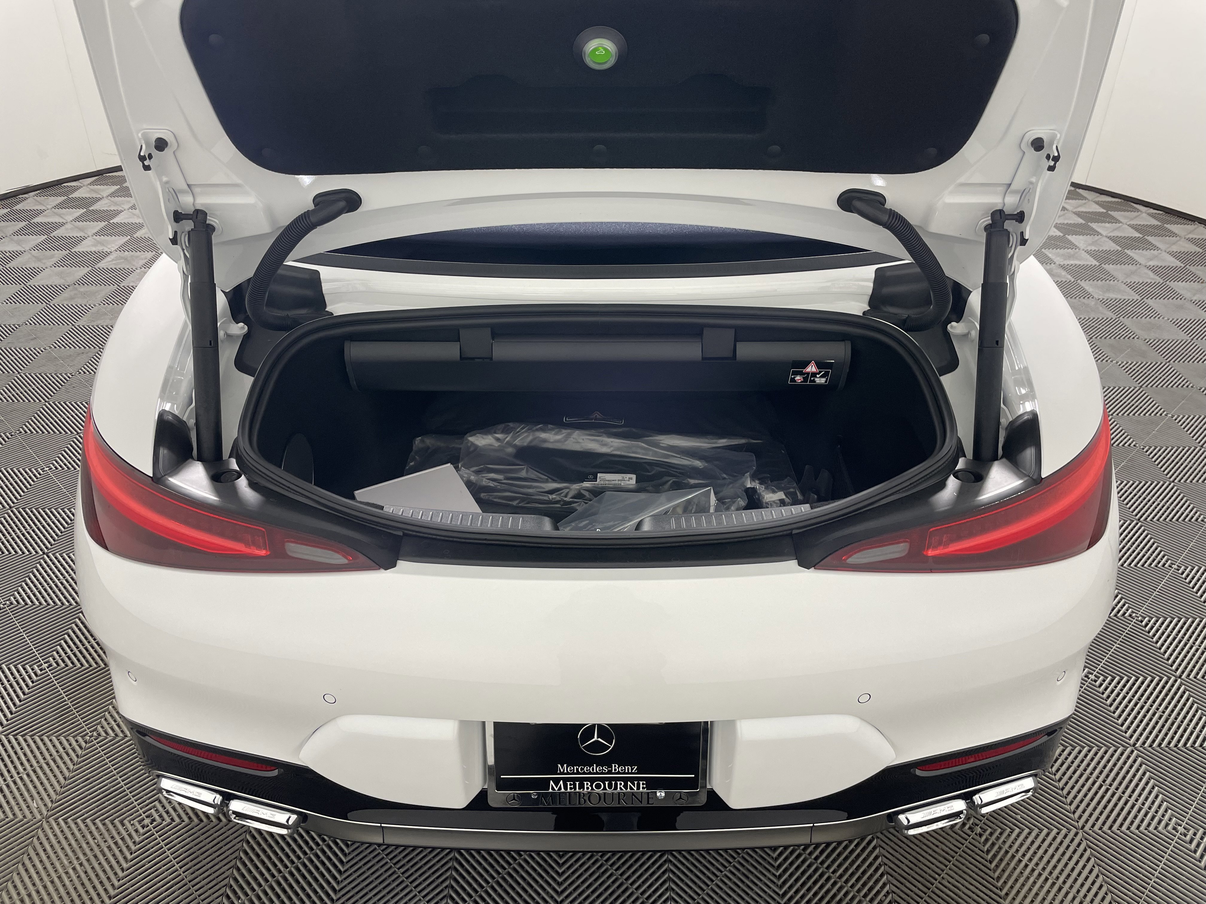 New 2026 Mercedes-Benz SL 55 AMG 4MATIC image 19