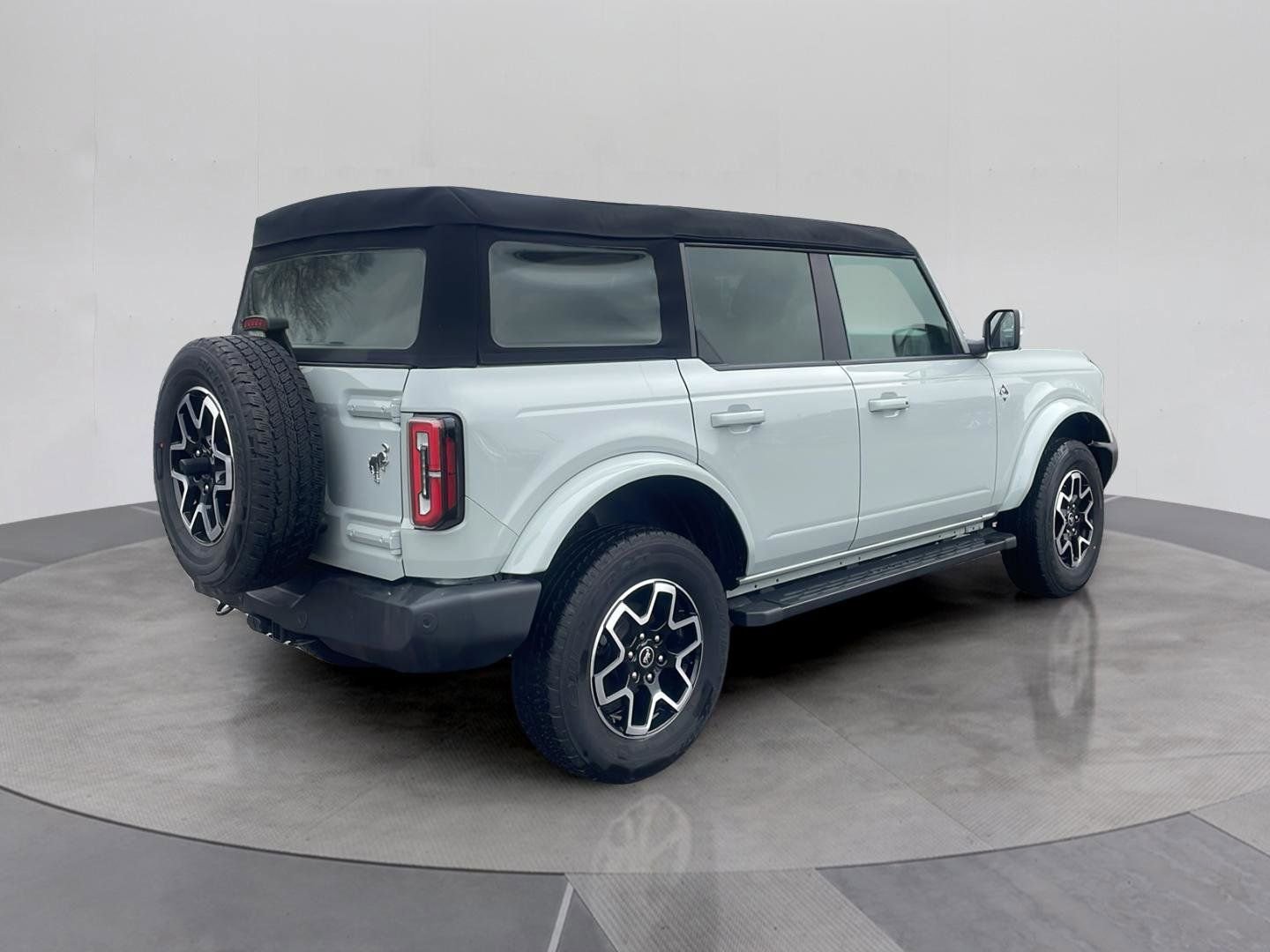 Certified 2024 Ford Bronco Outer Banks AWD/4WD image 6