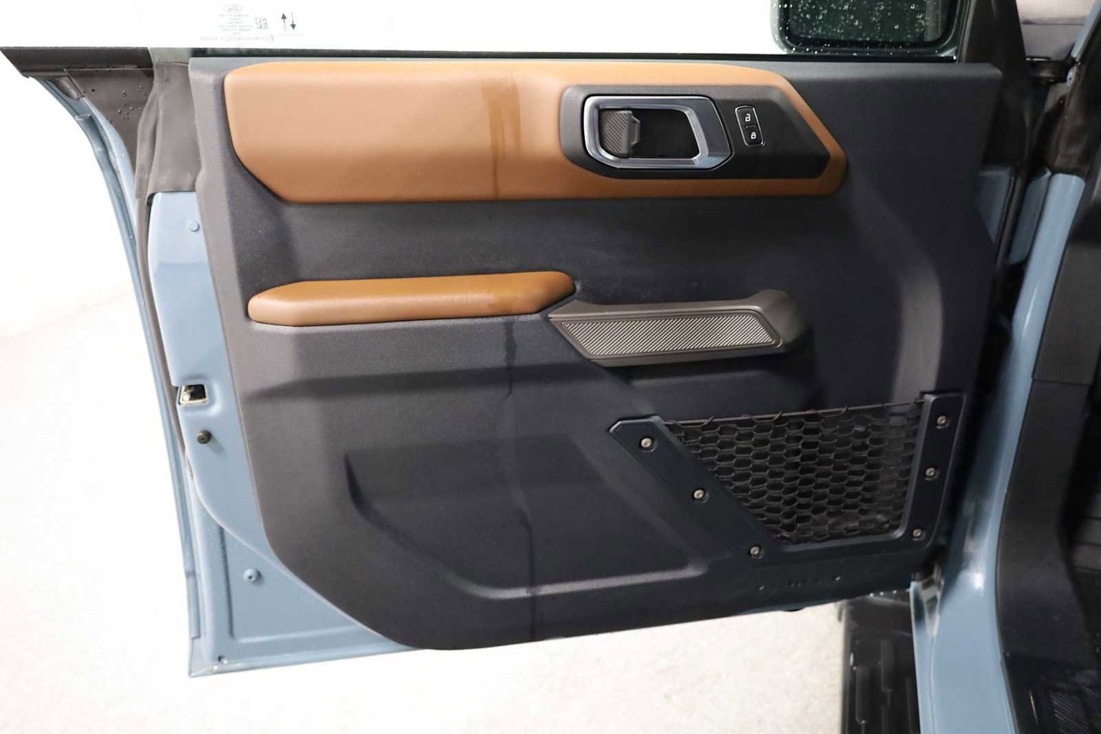 Used 2021 Ford Bronco Outer Banks image 16