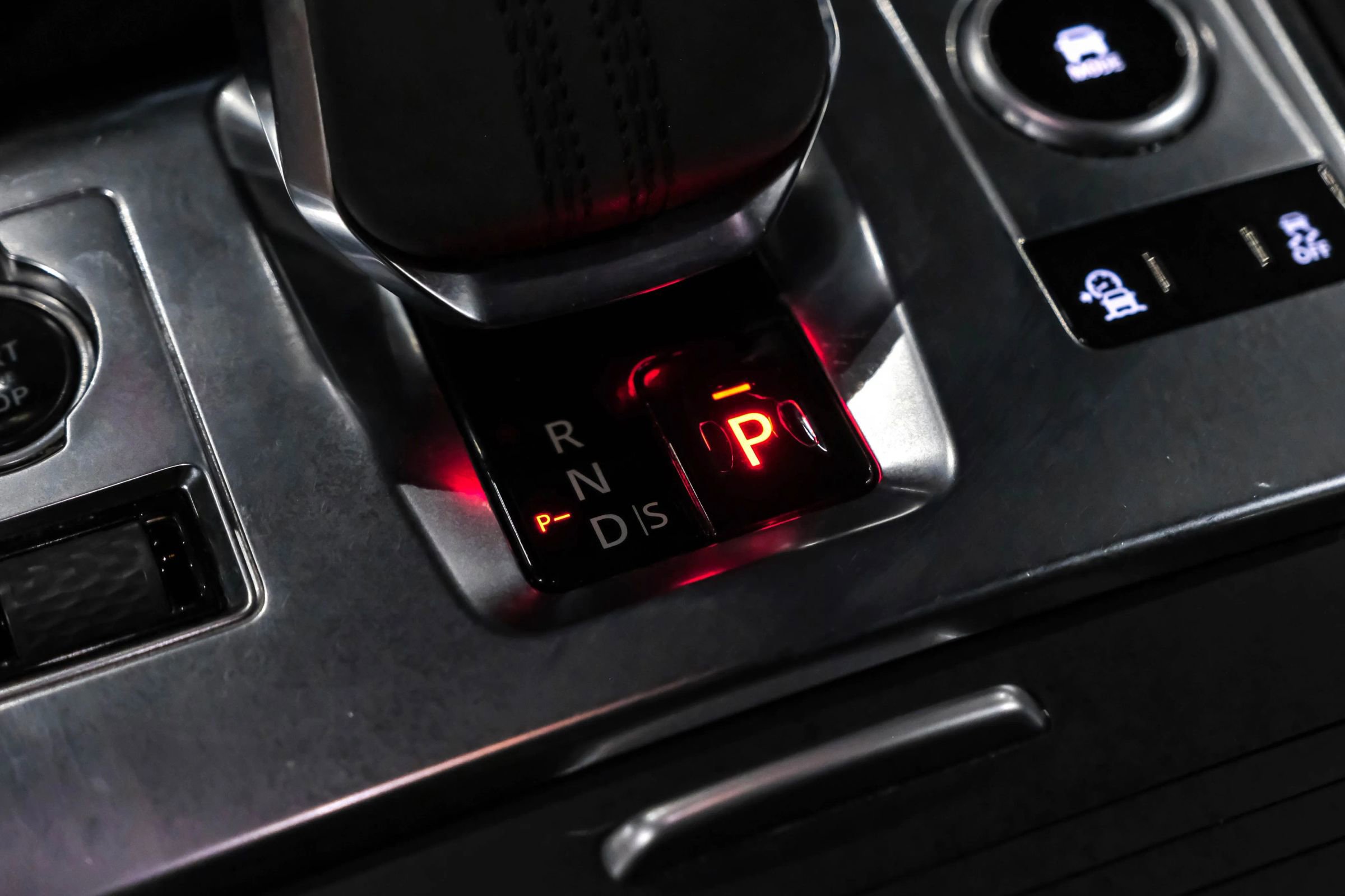 Used 2021 Jaguar F-PACE S image 26