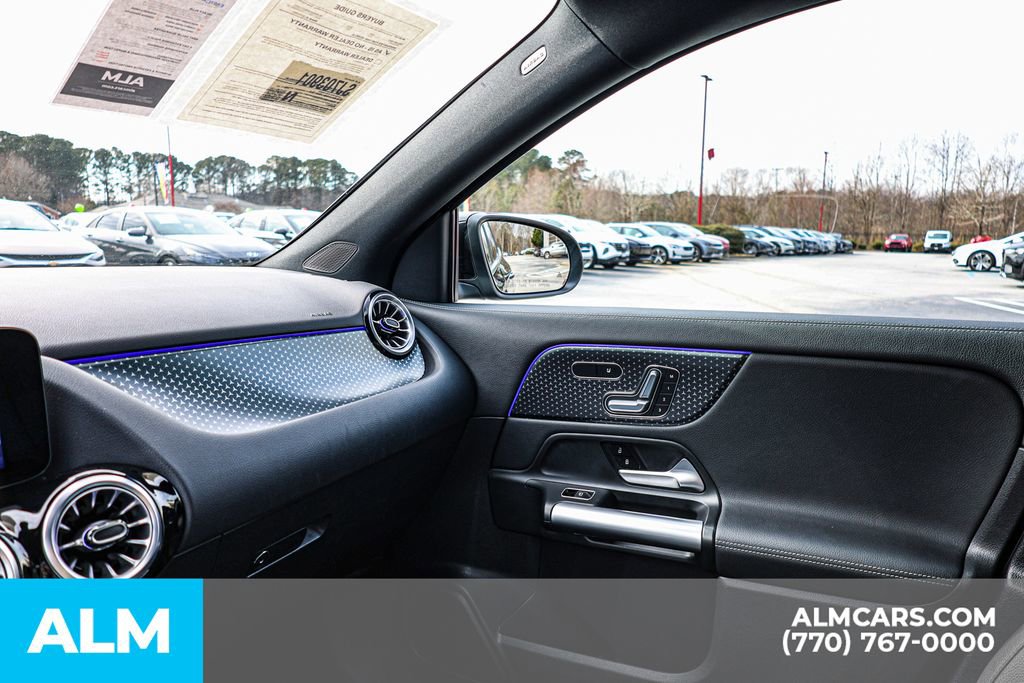 Used 2025 Mercedes-Benz GLA 250 4MATIC image 47