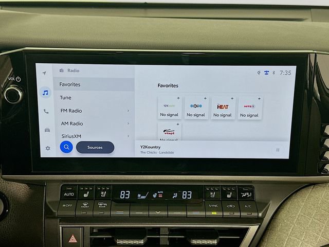 Used 2025 Toyota Camry XLE w/ Premium Plus Package image 23
