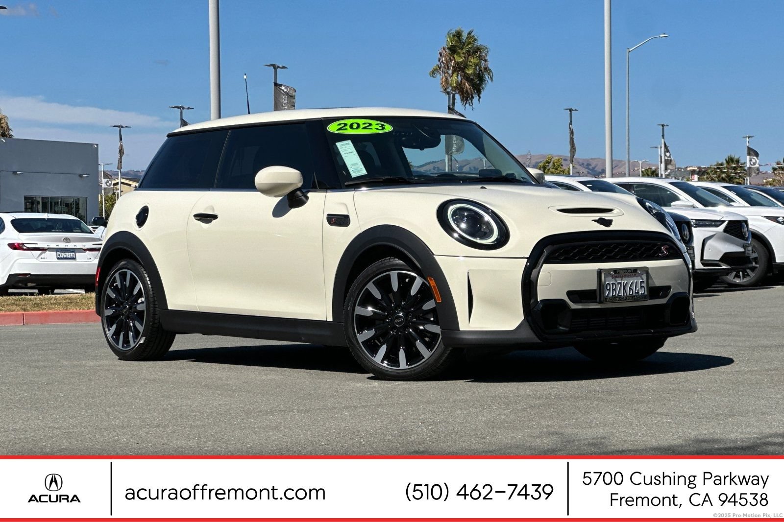 Used 2023 MINI Cooper S FWD image 1