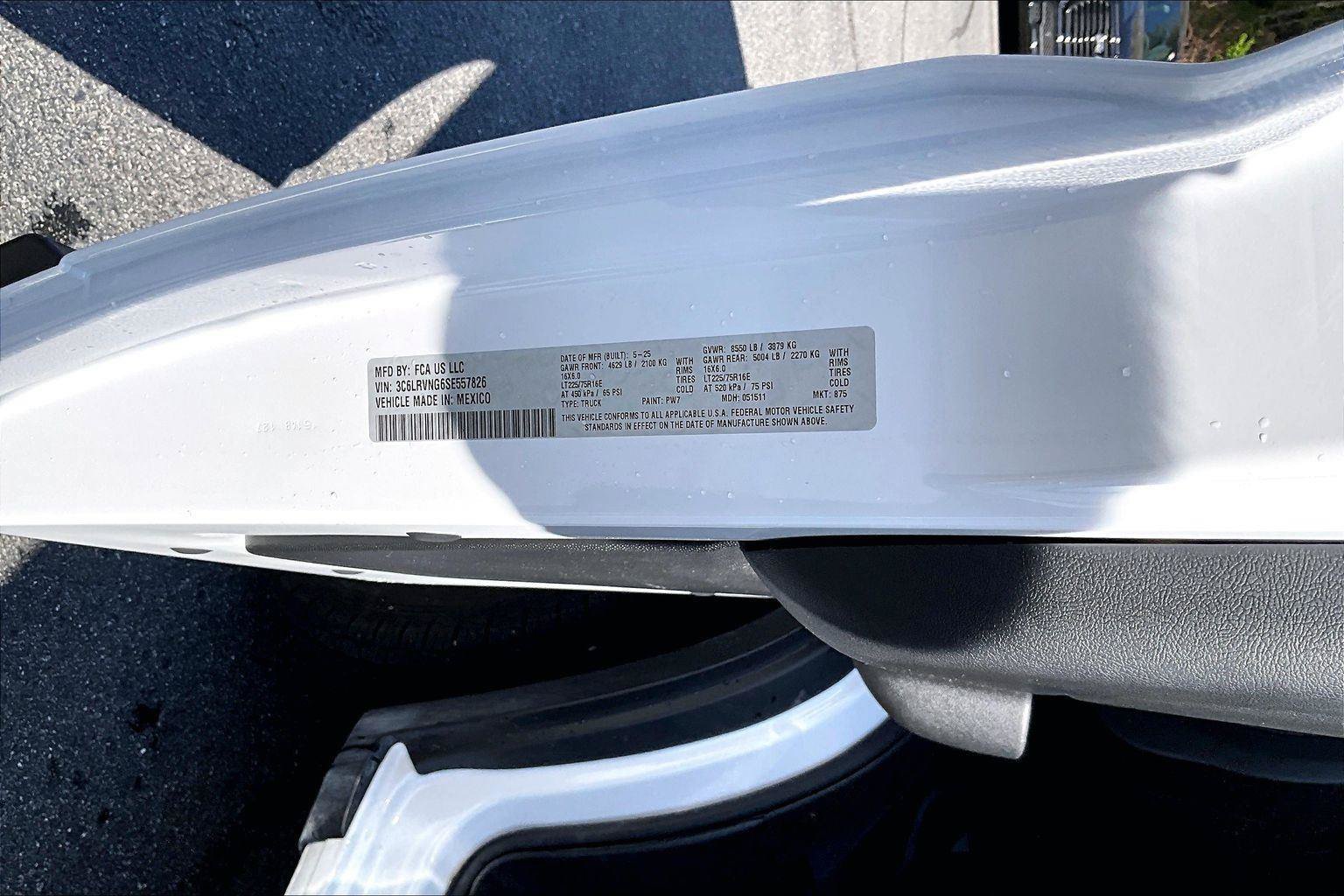 Used 2025 RAM ProMaster 1500 w/ Safety Group FWD image 33