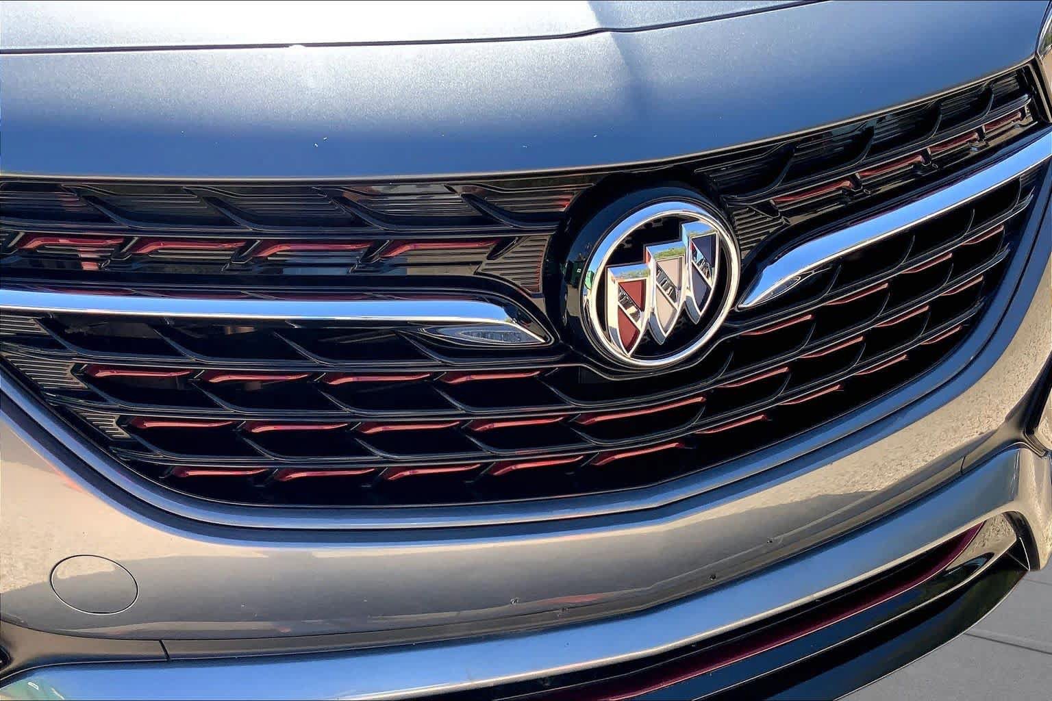Used 2022 Buick Encore GX Select w/ Sport Touring Package FWD image 29