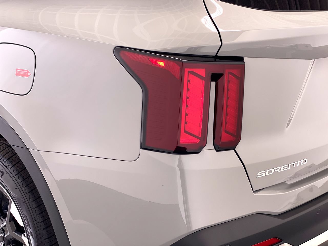 New 2026 Kia Sorento S AWD/4WD image 9