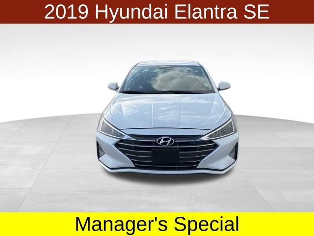 Used 2019 Hyundai Elantra SE w/ Cargo Package image 2