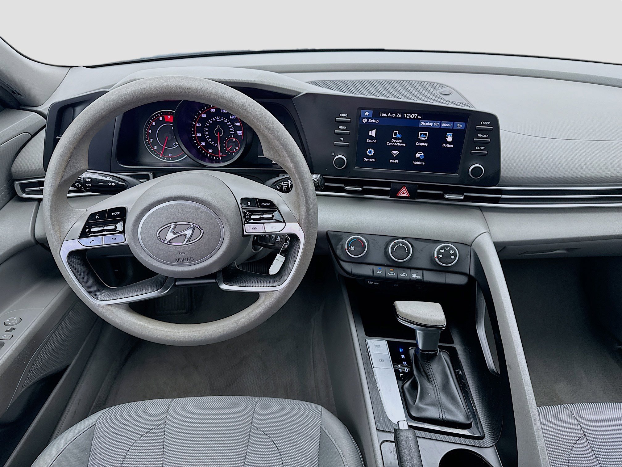 Used 2022 Hyundai Elantra SE image 14