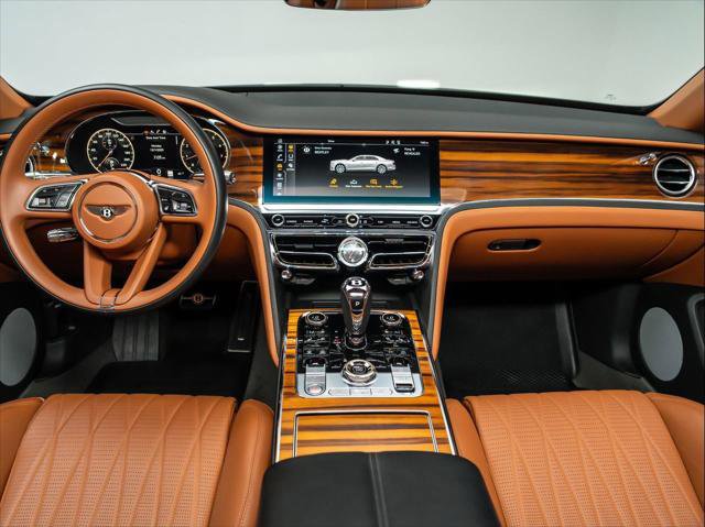 Used 2021 Bentley Flying Spur V8 image 17
