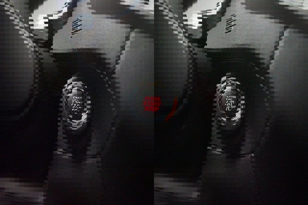 Certified 2024 Subaru Ascent Limited w/ Technology Package image 32