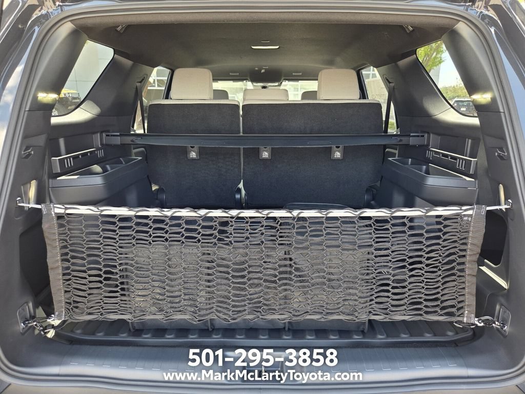 New 2026 Toyota 4Runner SR5 AWD/4WD image 13