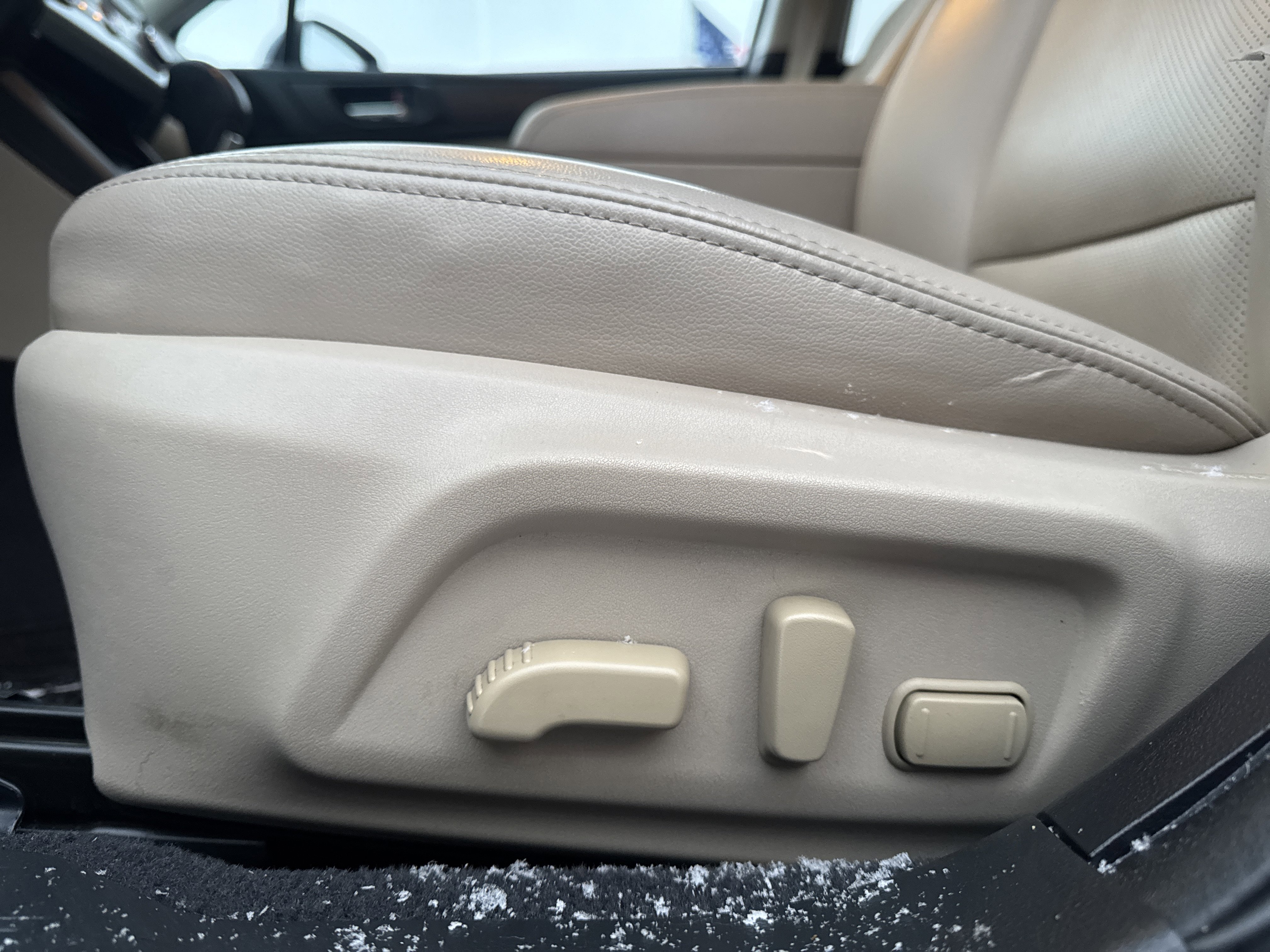 Used 2017 Subaru Outback 2.5i Limited image 15