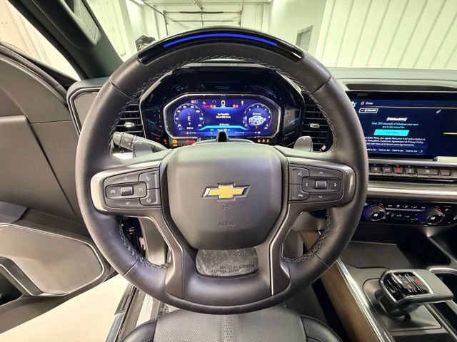 Certified 2026 Chevrolet Silverado 1500 High Country w/ Technology Package image 11