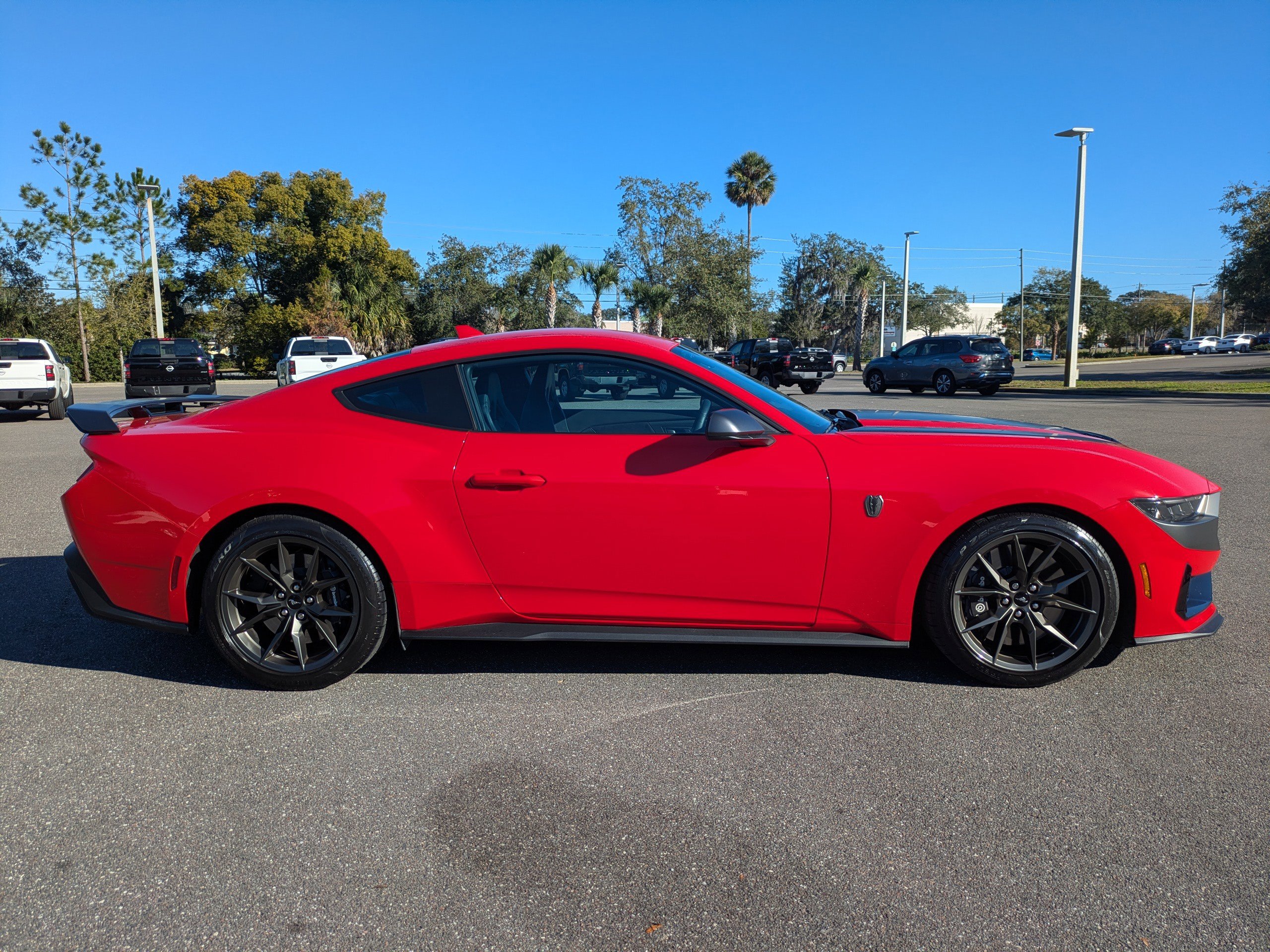 Used 2025 Ford Mustang Dark Horse image 3