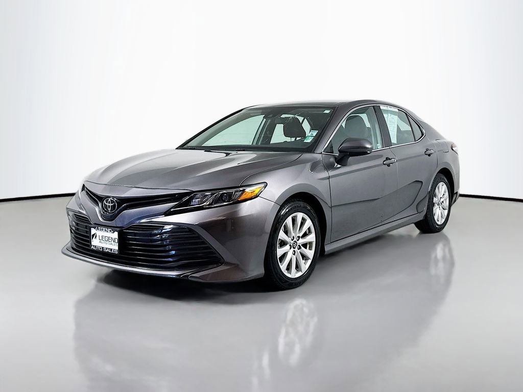 Used 2019 Toyota Camry LE FWD image 1