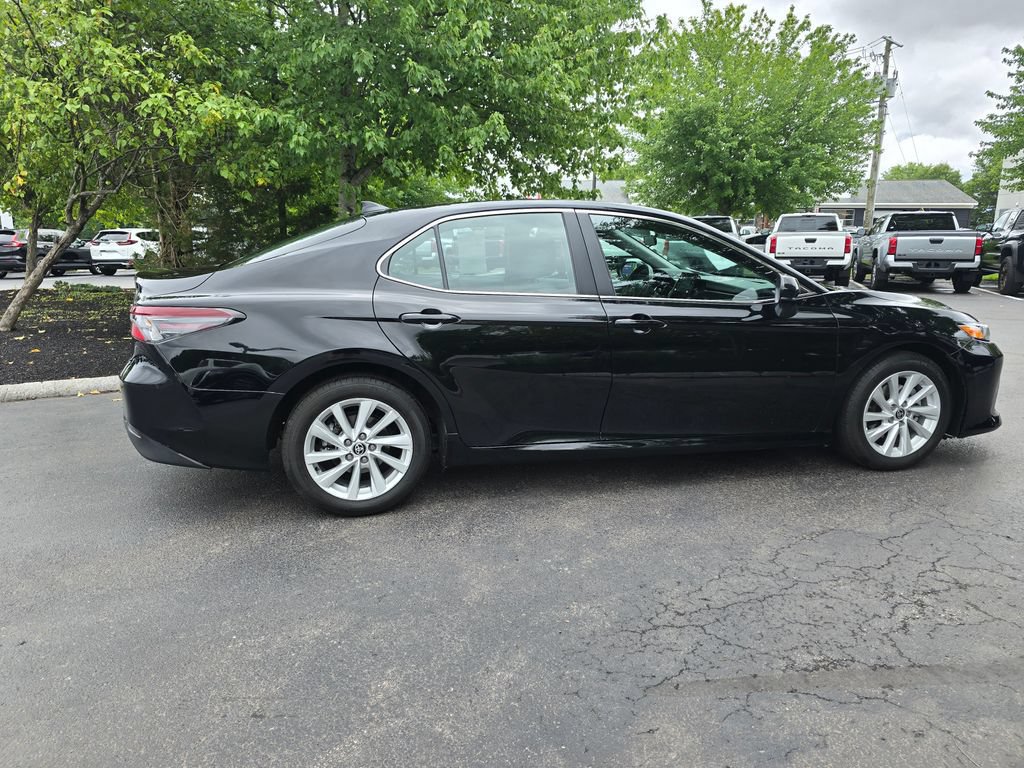 Used 2023 Toyota Camry LE AWD/4WD image 8