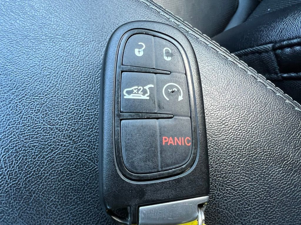 Used 2022 Jeep Cherokee Limited image 44