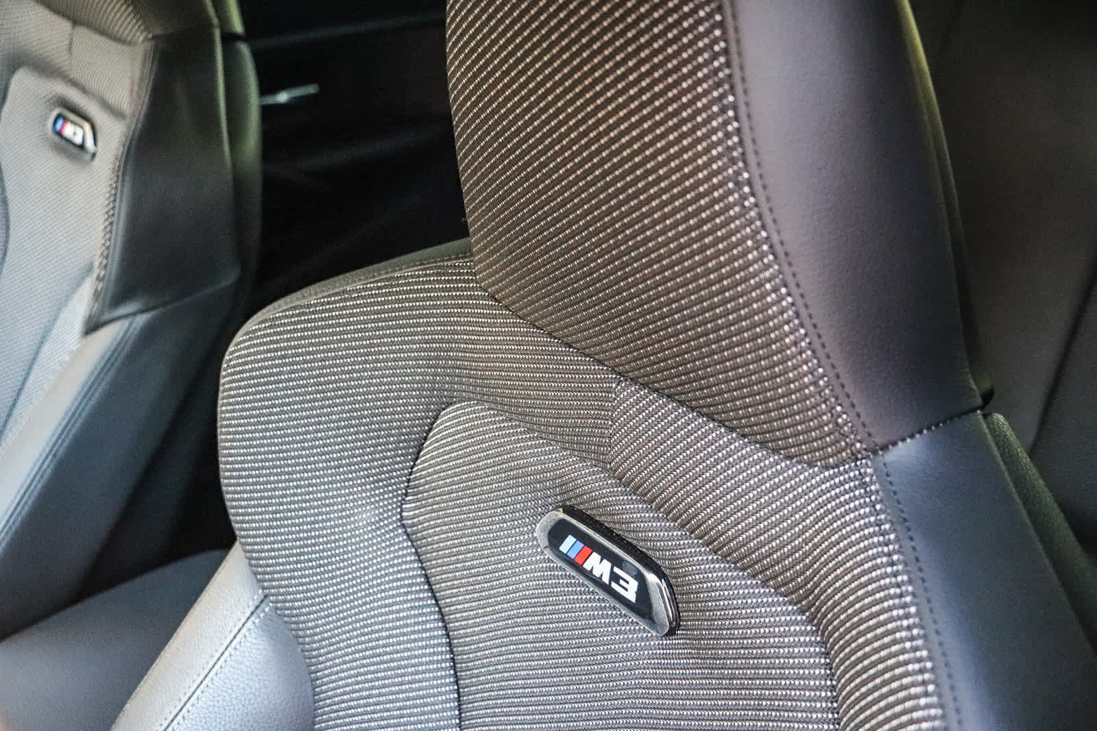 Used 2018 BMW M3 RWD image 27