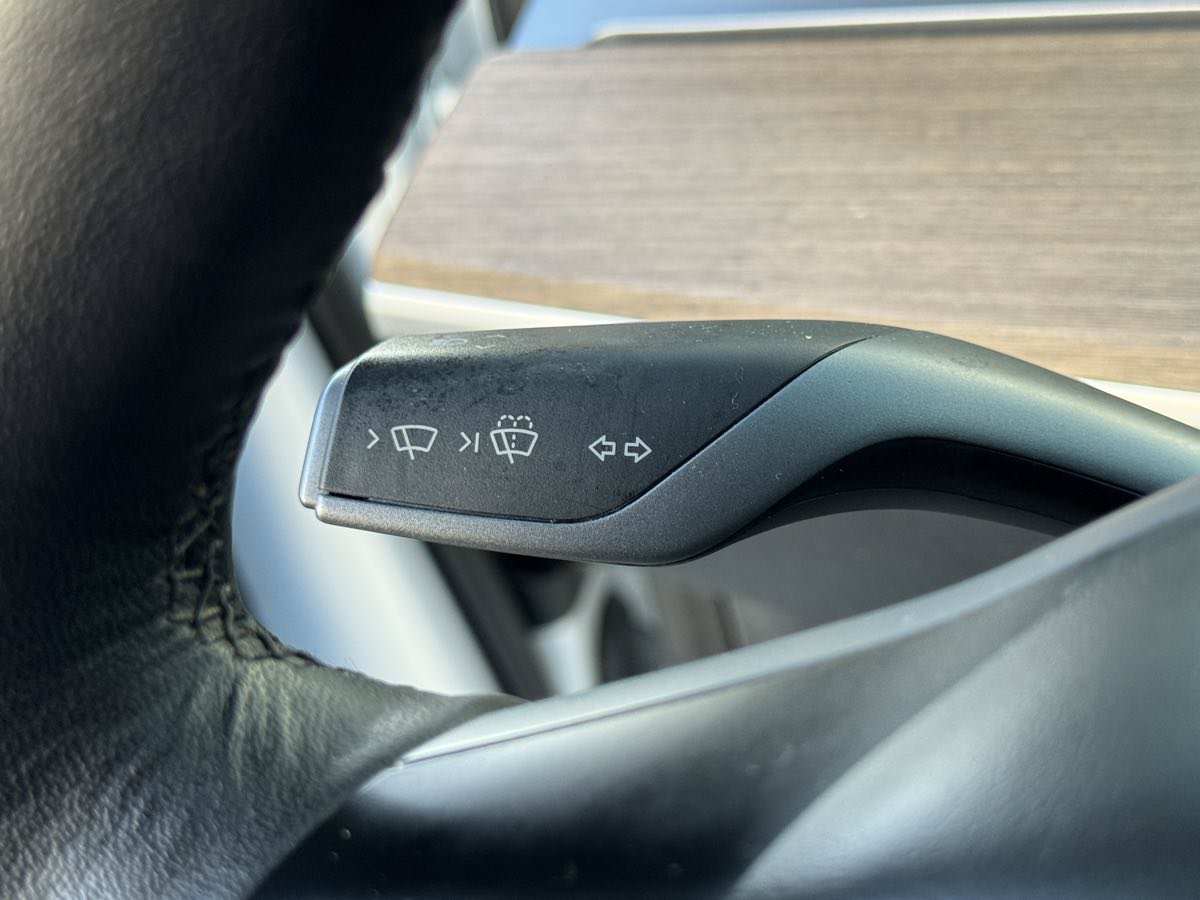 Used 2023 Tesla Model 3 Standard Range RWD image 30