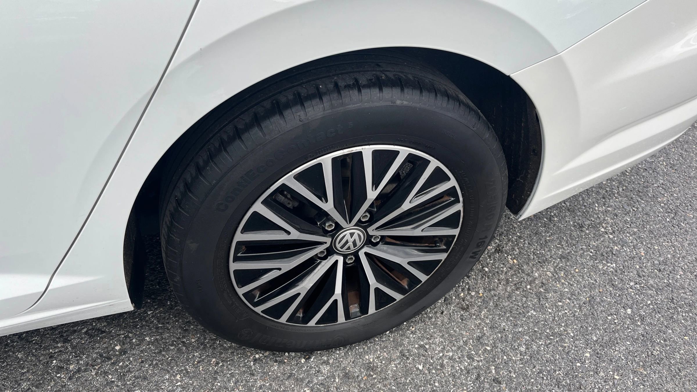 Used 2021 Volkswagen Jetta S w/ Driver Assistance Package image 15