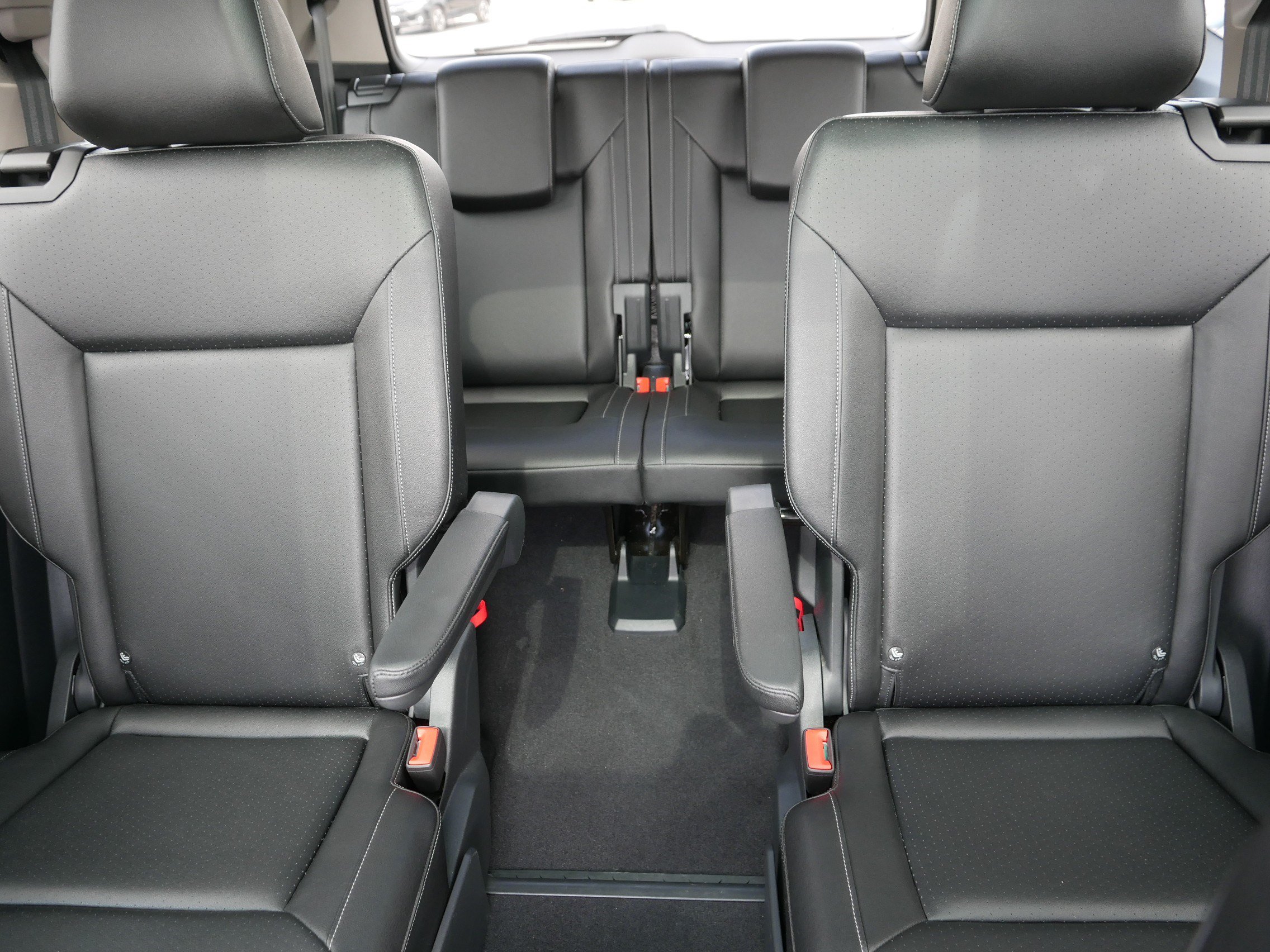 Used 2019 Volkswagen Atlas SEL AWD/4WD image 13