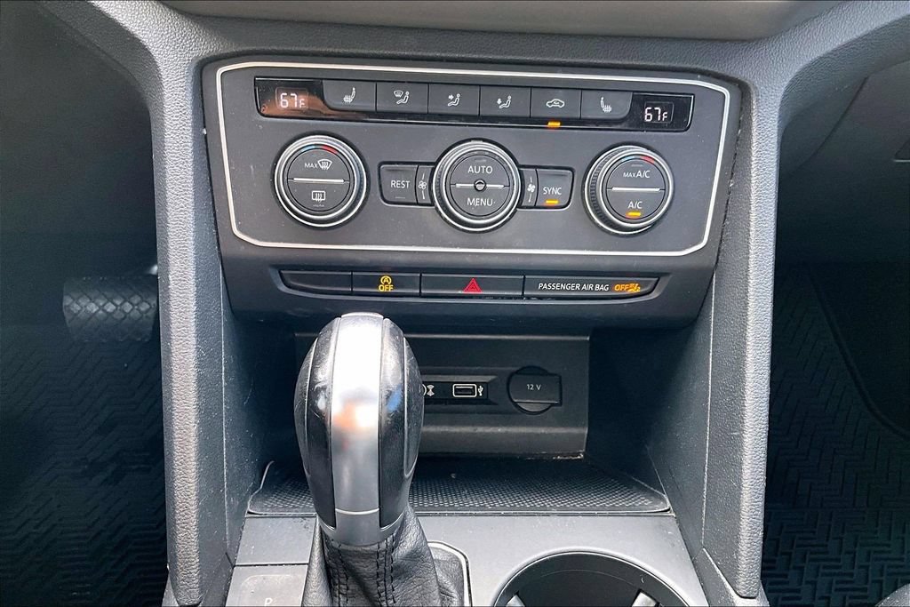 Used 2019 Volkswagen Atlas SE w/ Towing Package AWD/4WD image 24