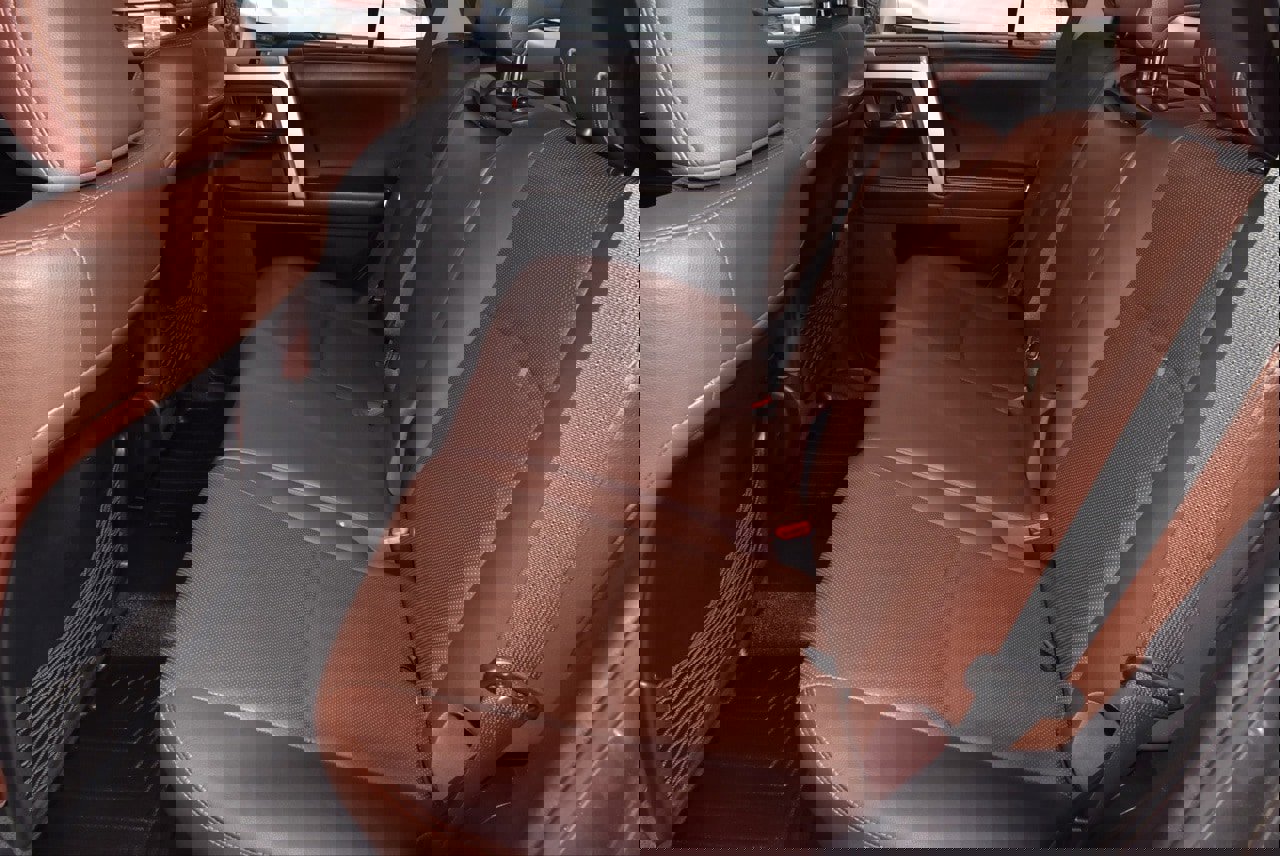 Used 2015 Toyota 4Runner Limited image 14