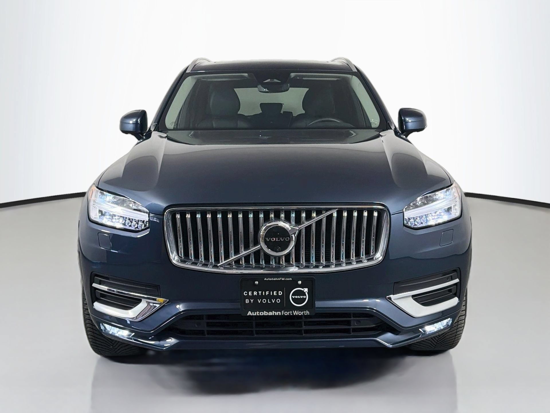 Certified 2023 Volvo XC90 B6 Plus w/ Protection Package Premier AWD/4WD image 2
