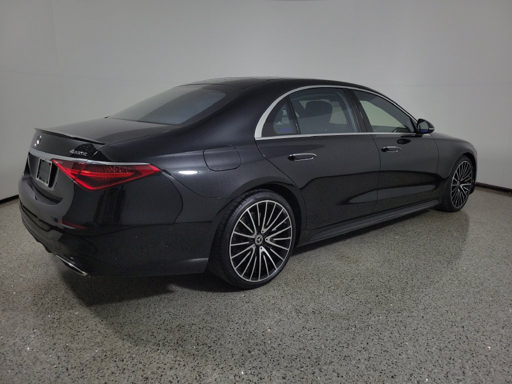 Used 2022 Mercedes-Benz S 580 4MATIC Sedan image 4