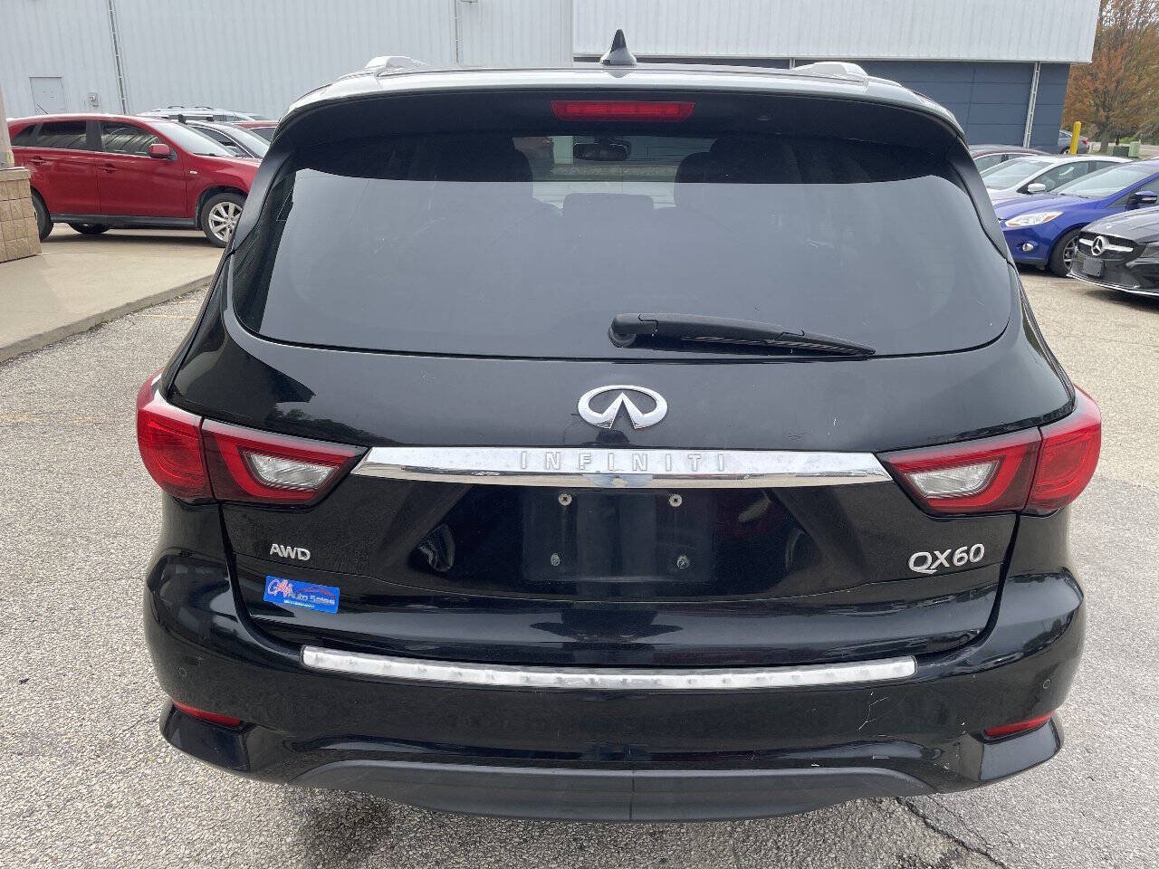 Used 2019 INFINITI QX60 Luxe w/ Essential Package AWD/4WD image 7
