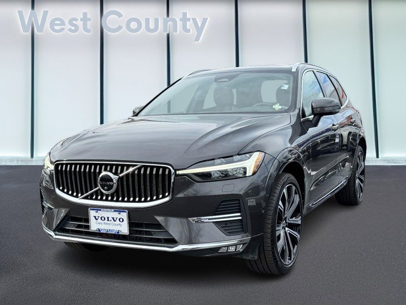 Certified 2023 Volvo XC60 B6 Ultimate w/ Climate Package image 9