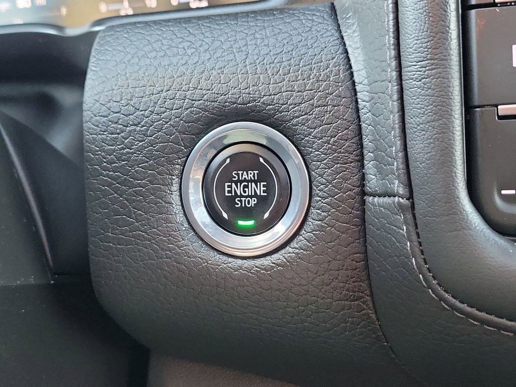 Used 2023 GMC Yukon Denali w/ LPO, Floor Liner Package image 36