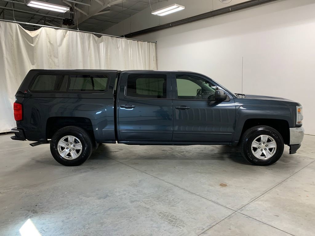 Used 2018 Chevrolet Silverado 1500 LT w/ All Star Edition image 24