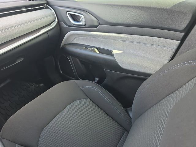 Used 2023 Jeep Compass Sport image 20