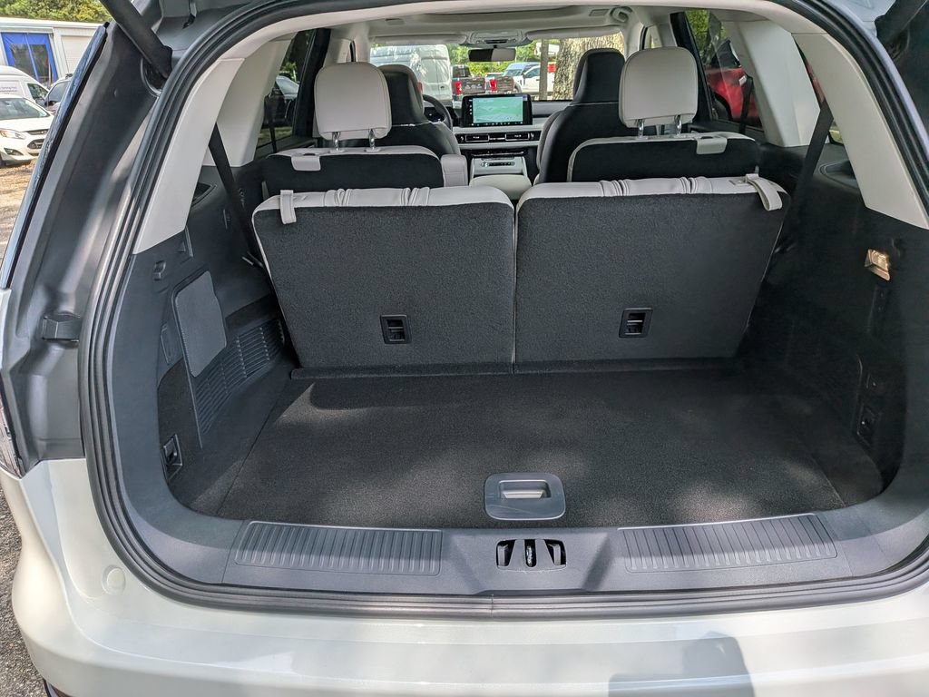 New 2026 Lincoln Aviator Reserve w/ Luxury Package RWD image 27