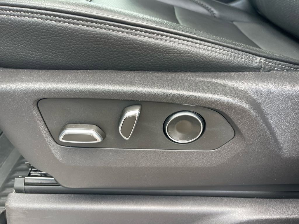 Used 2024 GMC Sierra 1500 Denali w/ Denali Reserve Package image 10