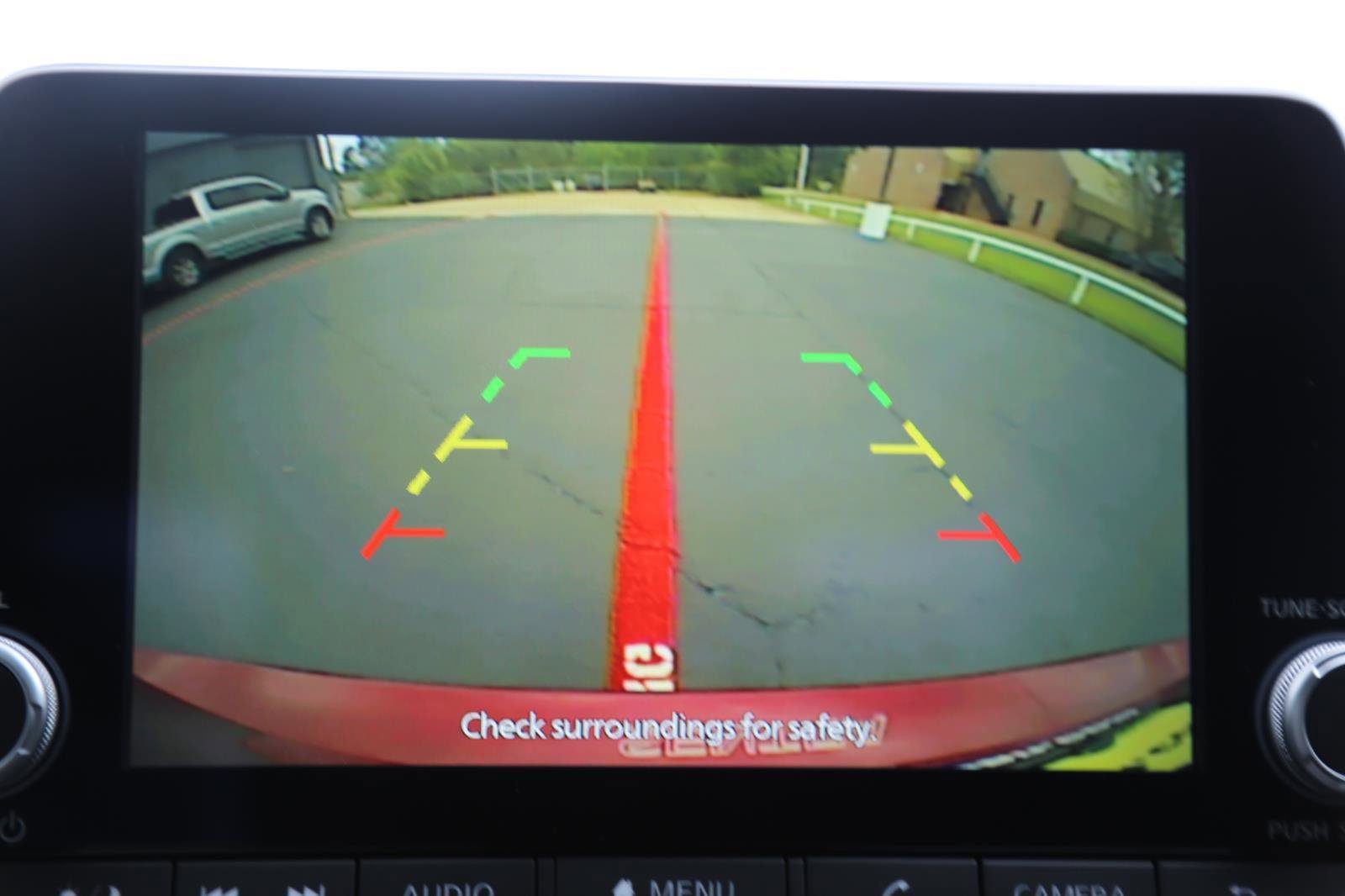 Used 2025 Nissan Sentra SR FWD image 12