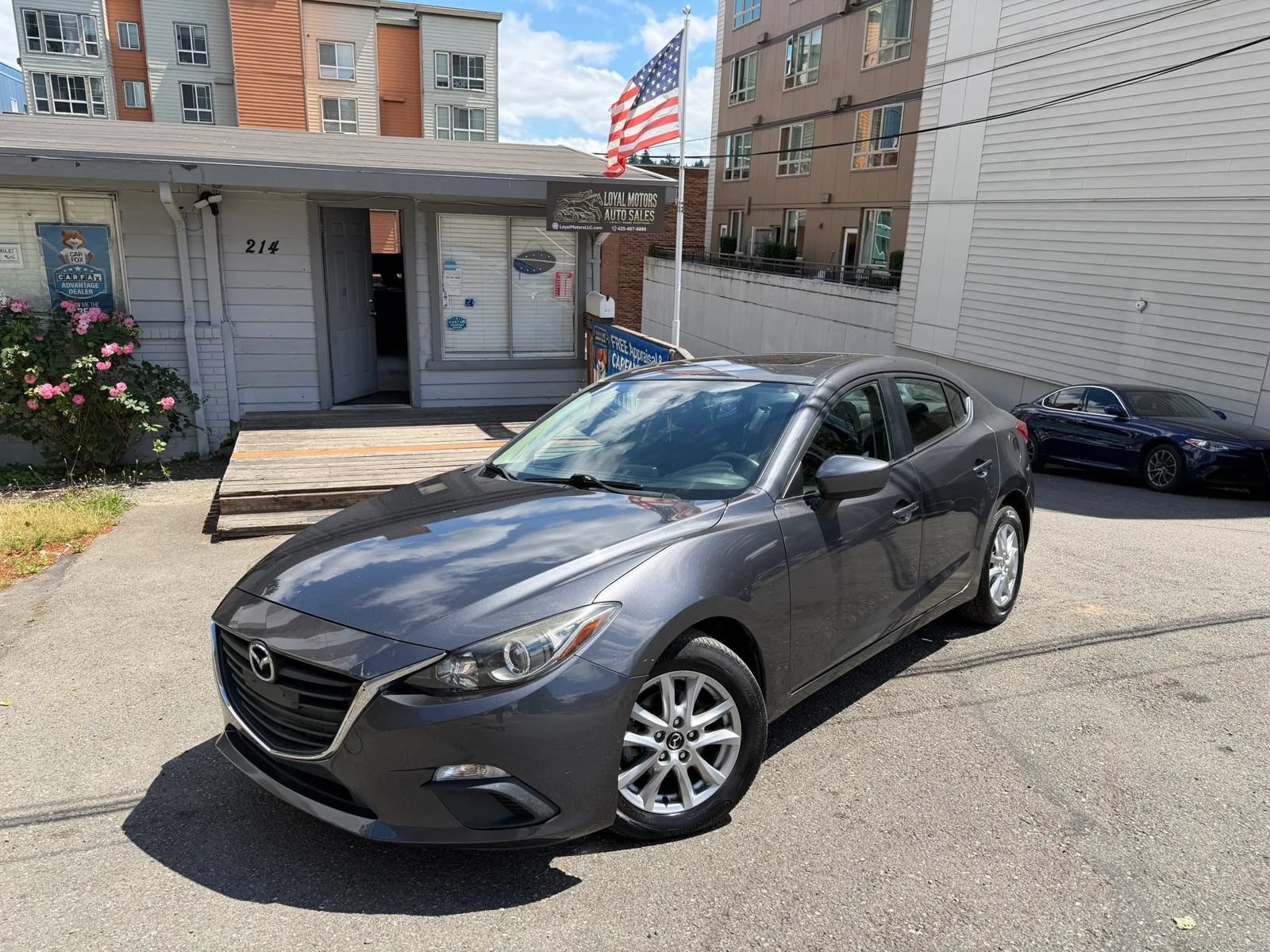 Used 2014 MAZDA MAZDA3 i Touring w/ Moonroof Package 1 FWD image 19