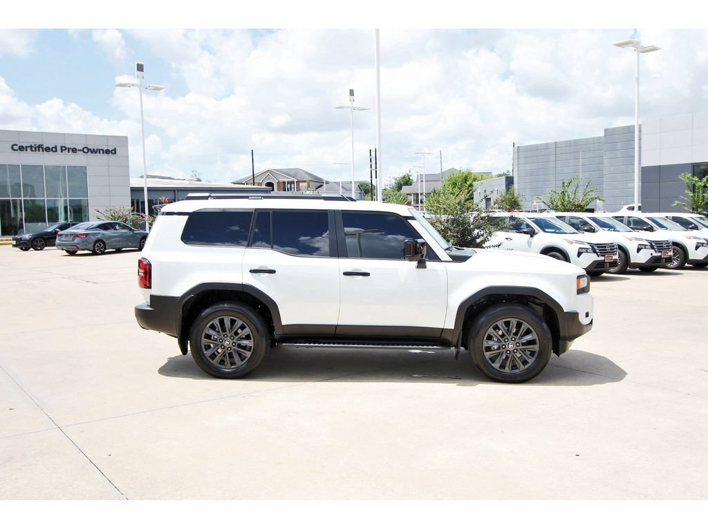 Used 2025 Toyota Land Cruiser w/ Premium Package AWD/4WD image 5